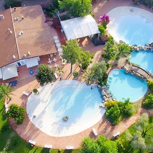 4* Kompleks wypoczynkowy Villaggio L'ultima